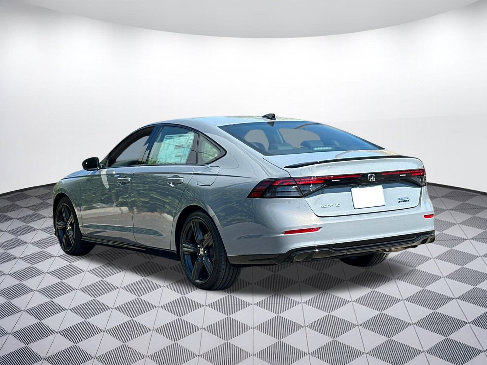 2025 Honda Accord Hybrid Sport-L photo 3