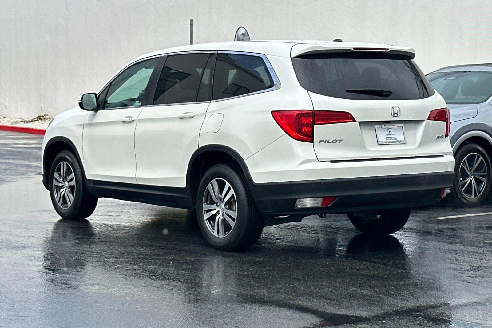 2018 Honda Pilot EX-L photo 3