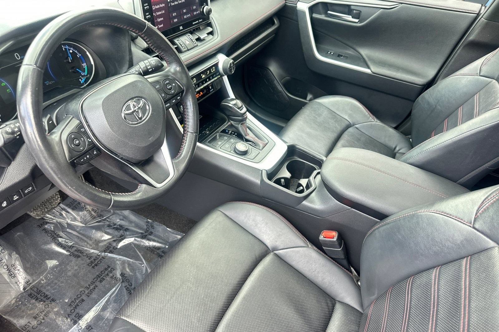 2021 Toyota RAV4 Prime XSE photo 4