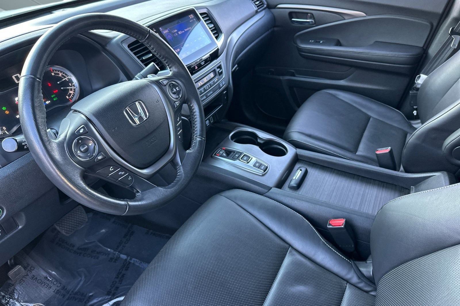 2020 Honda Ridgeline RTL photo 4