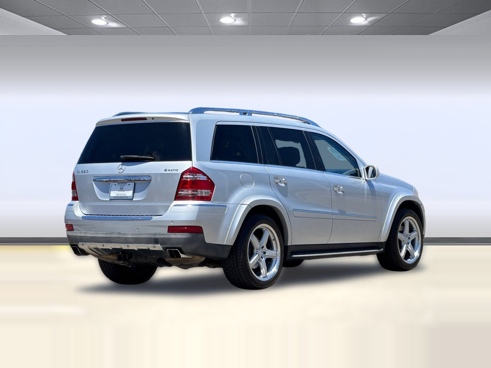 GL-Class SUV