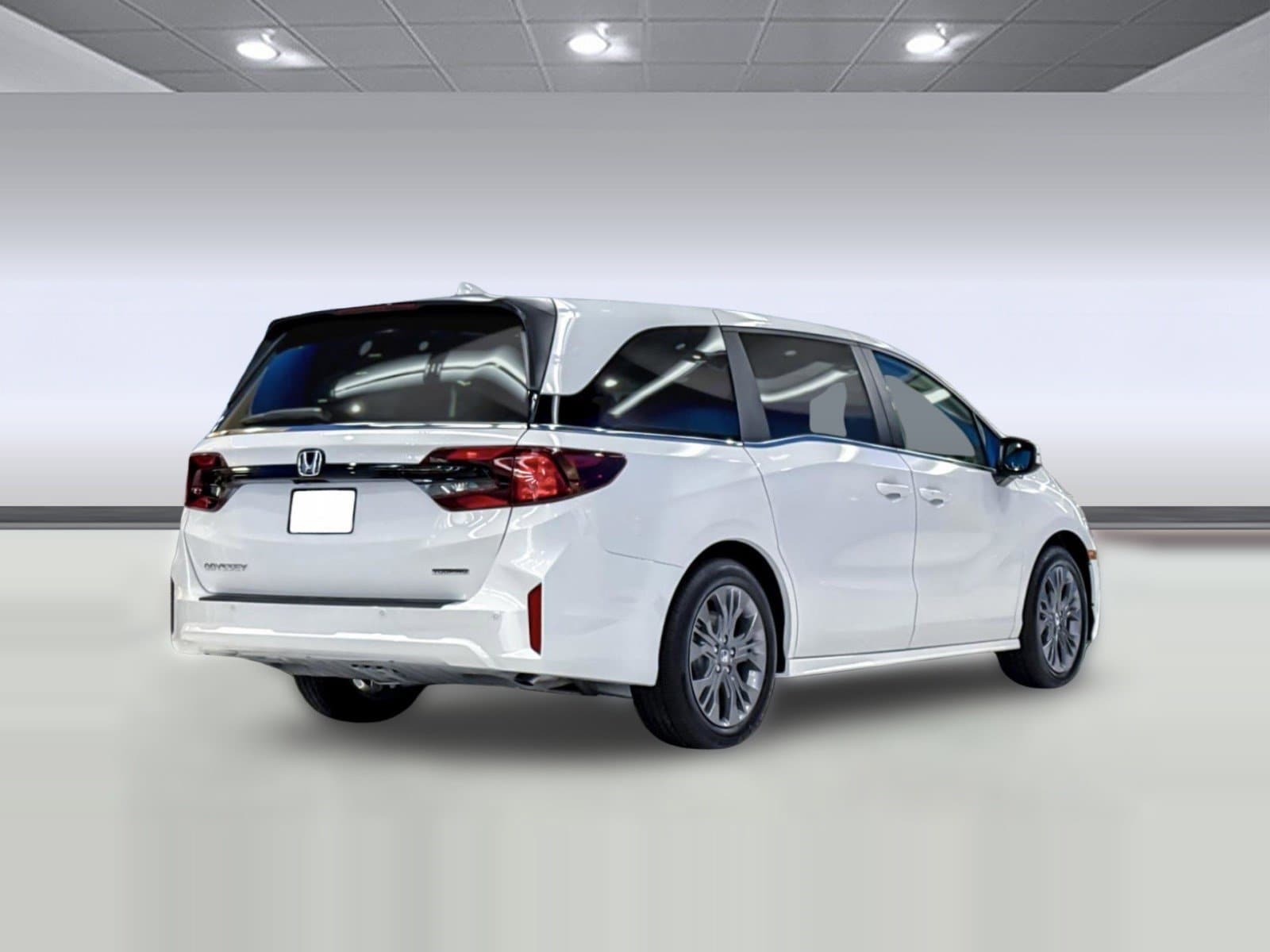 2026 Honda Odyssey Touring photo 3