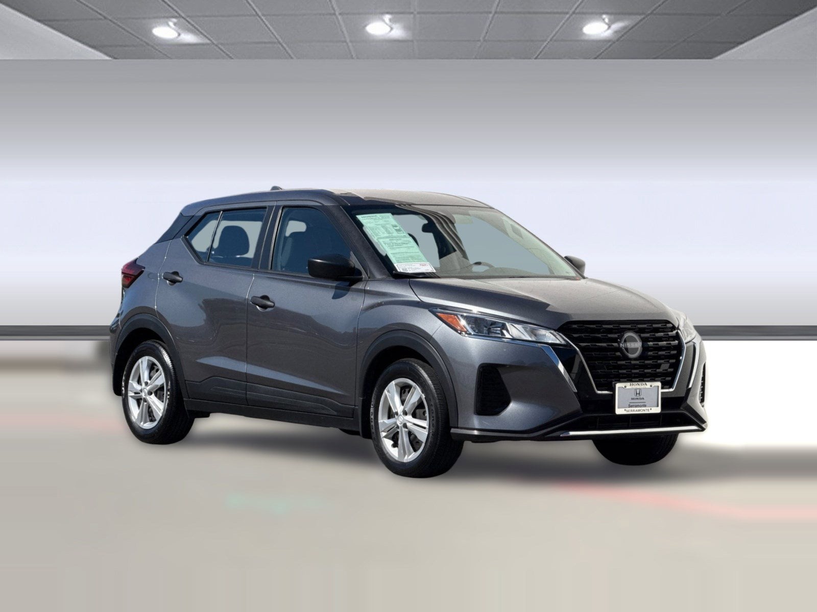 2023 Nissan Kicks S photo 5