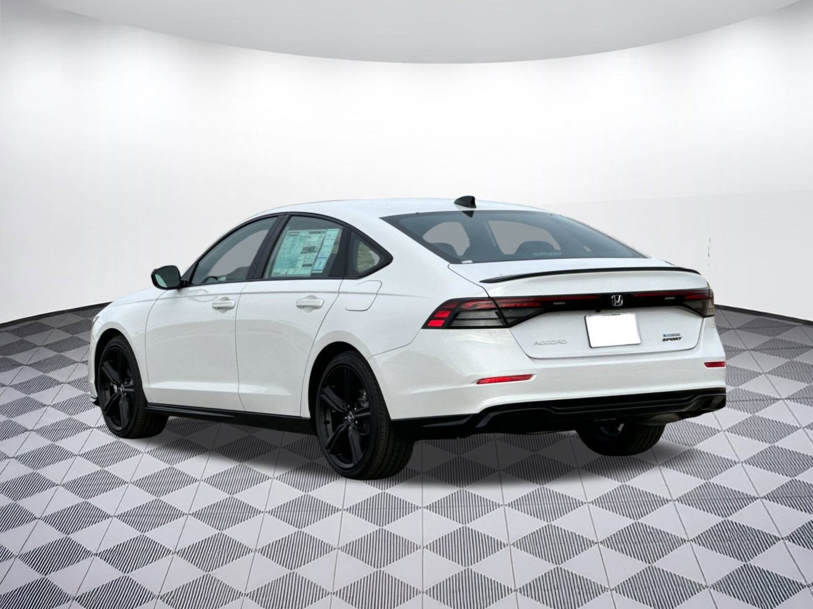 2025 Honda Accord Hybrid Sport-L photo 3