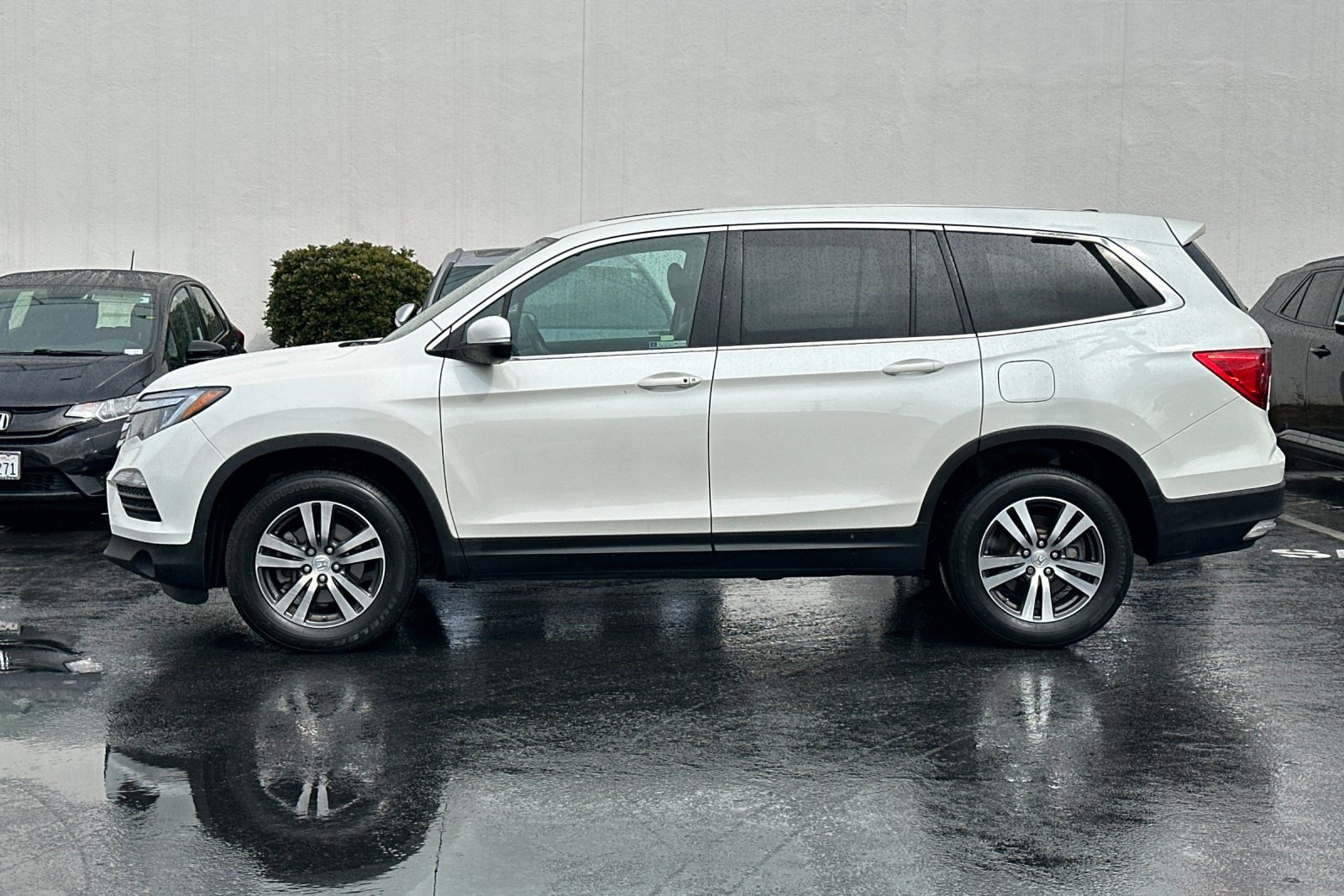 2018 Honda Pilot EX-L photo 2