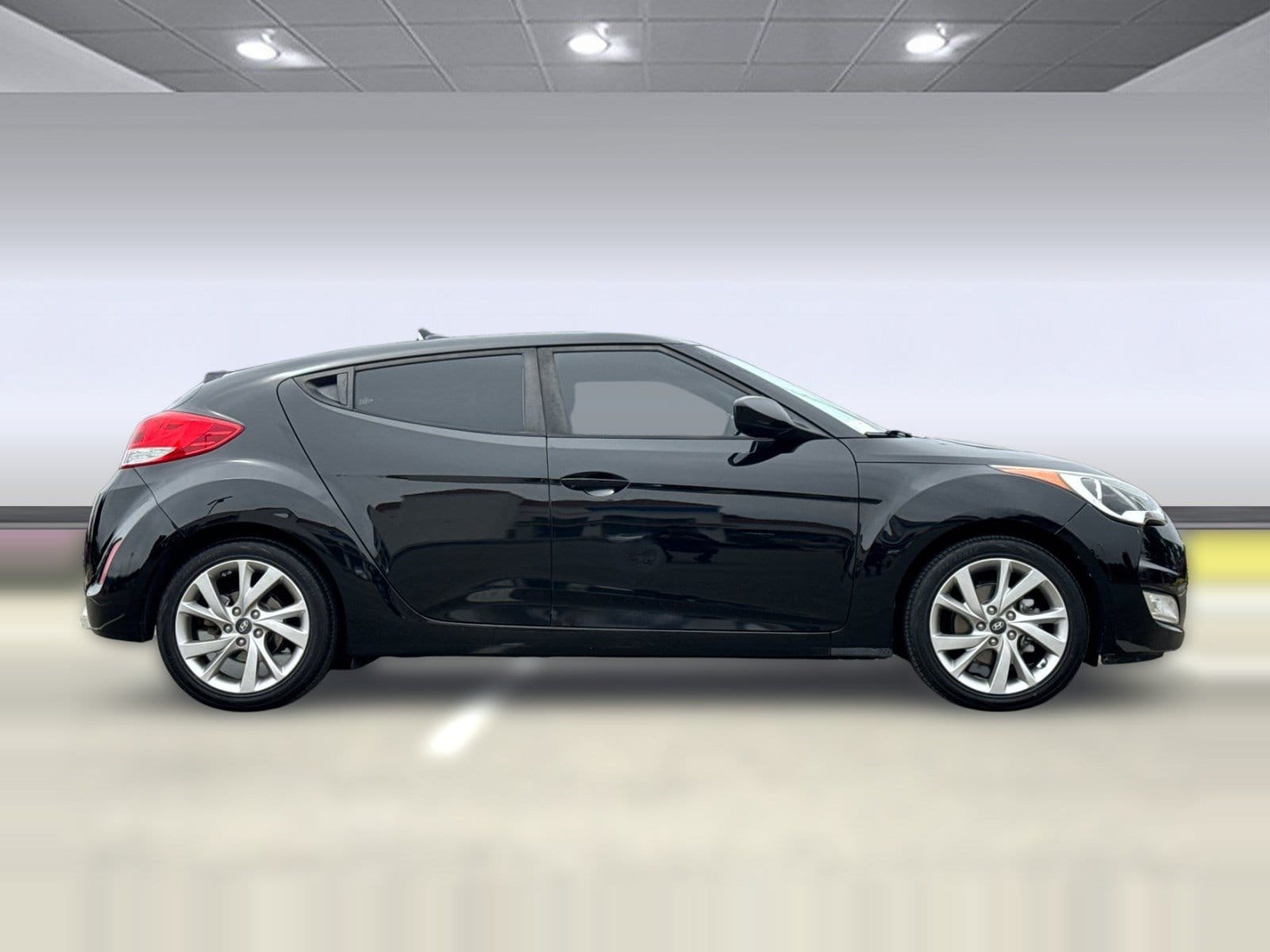 Veloster Base Hatchback