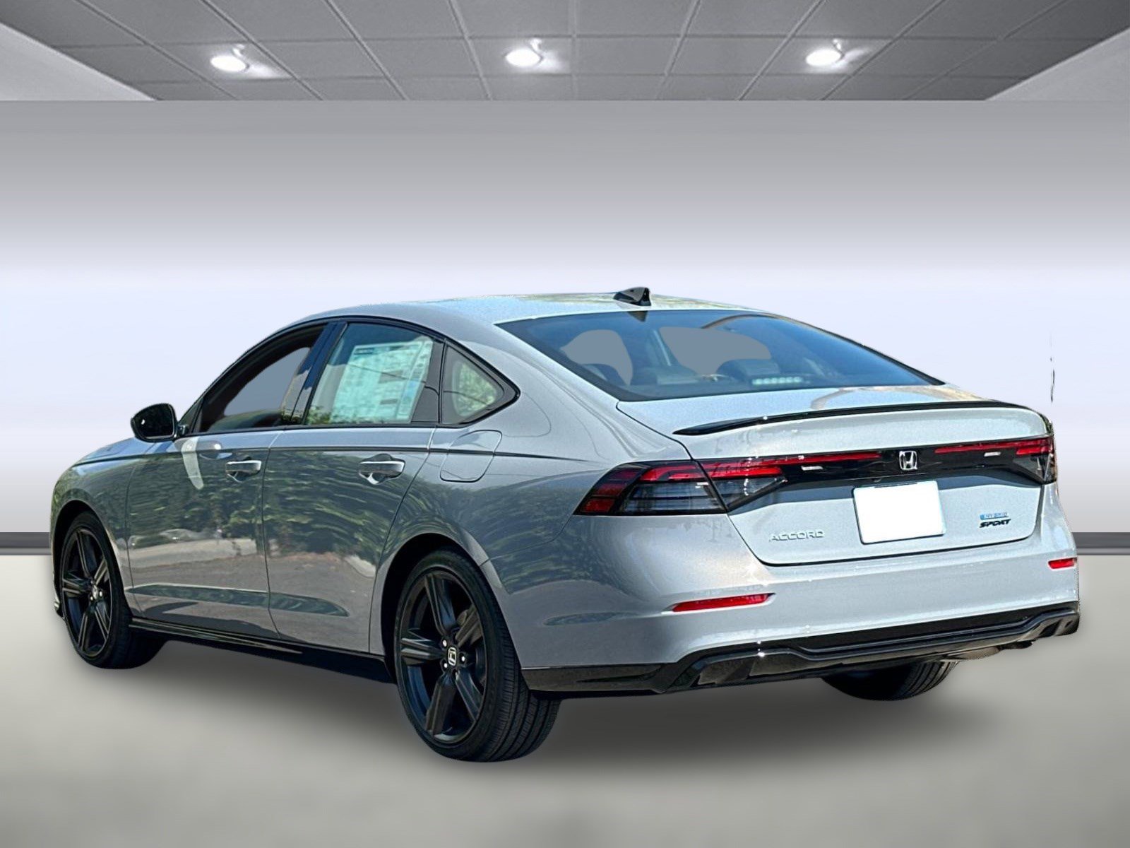 2025 Honda Accord Hybrid Sport-L photo 3