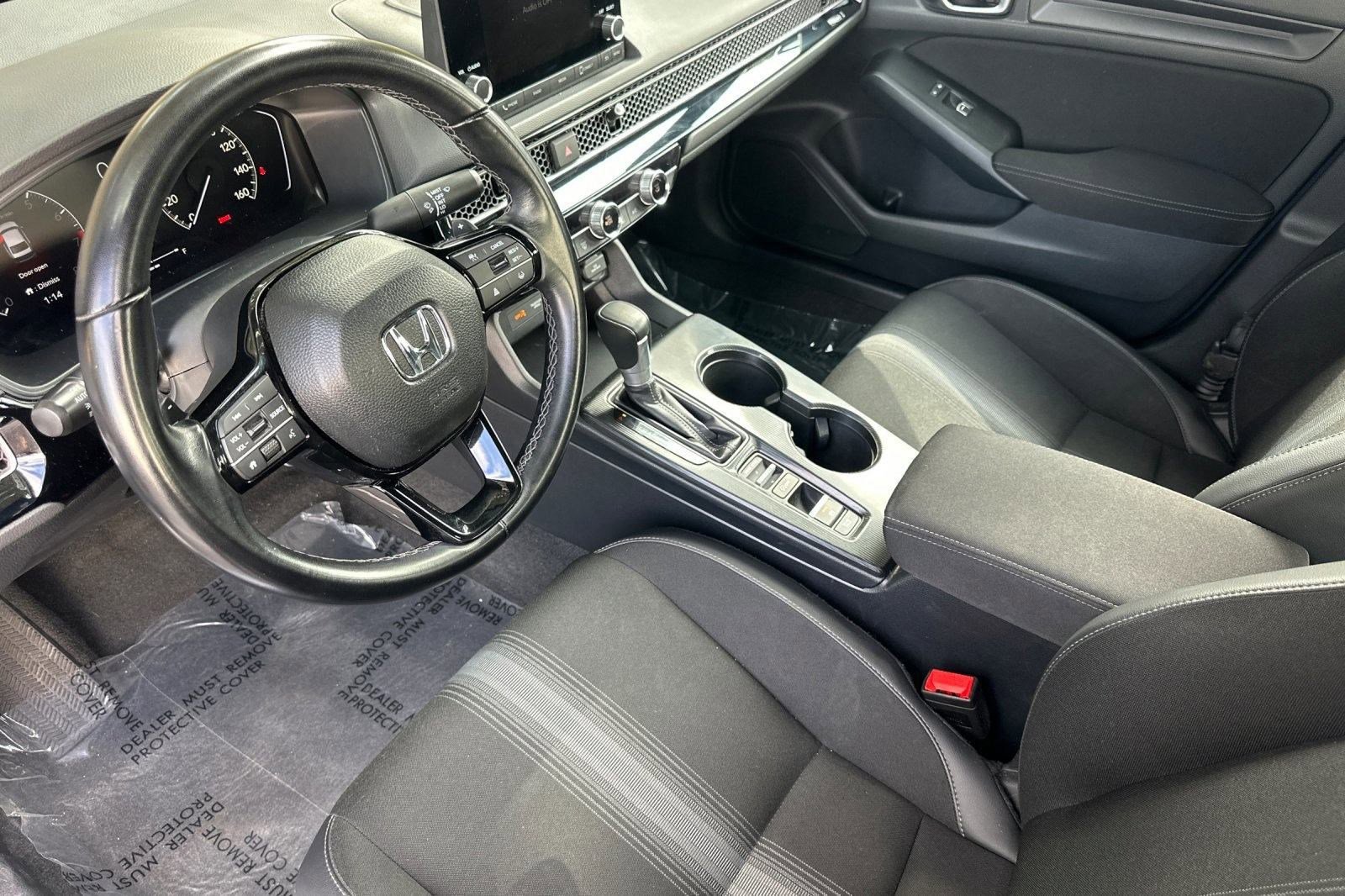 2024 Honda Civic Sport photo 3