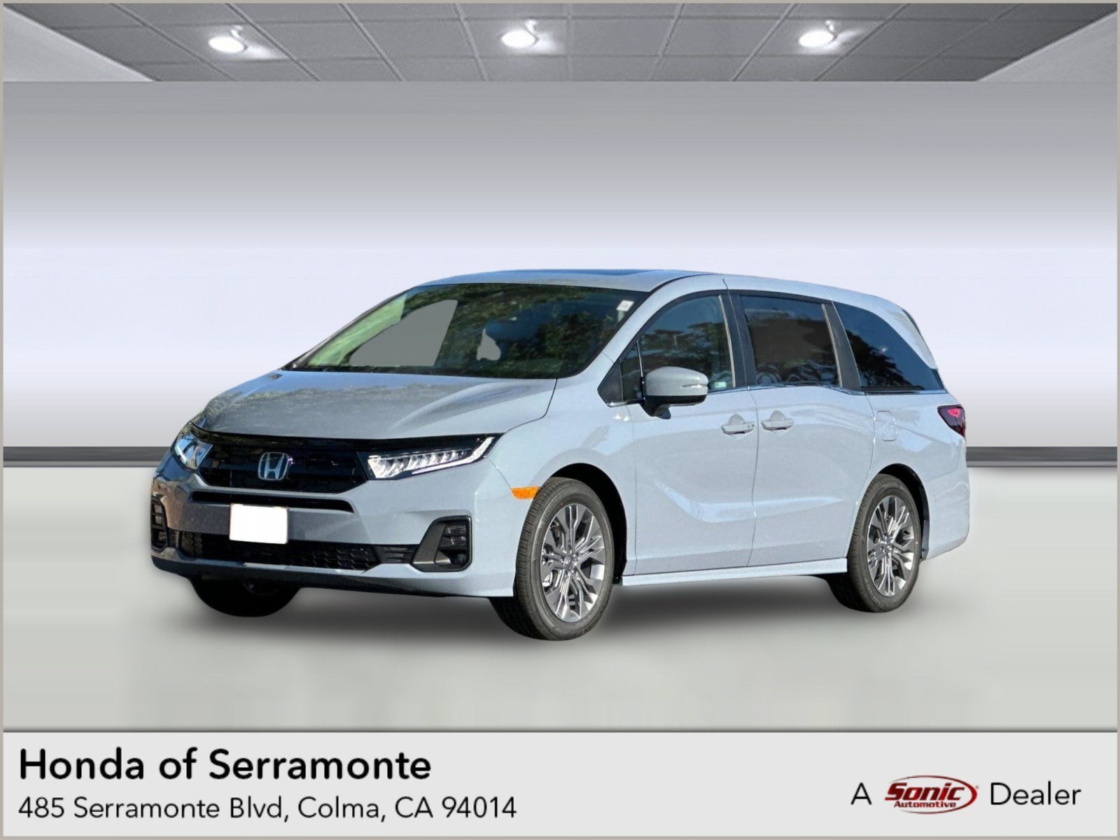 2026 Honda Odyssey Touring's photo