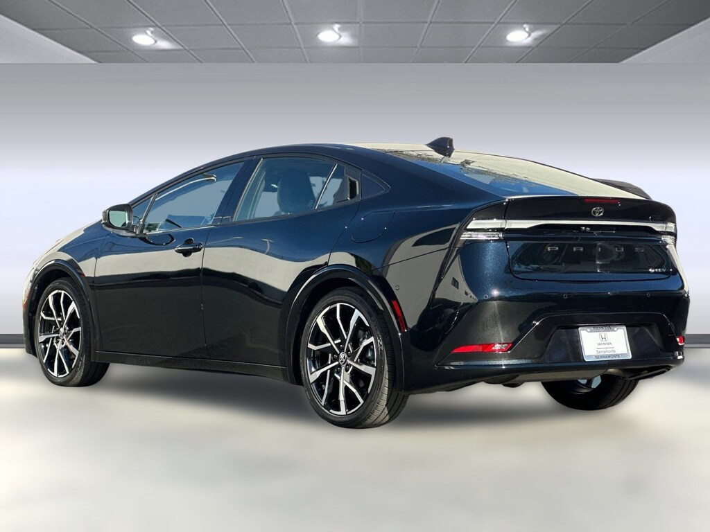 Used 2025 Toyota Prius Plug-in Hybrid XSE Premium Hatchback