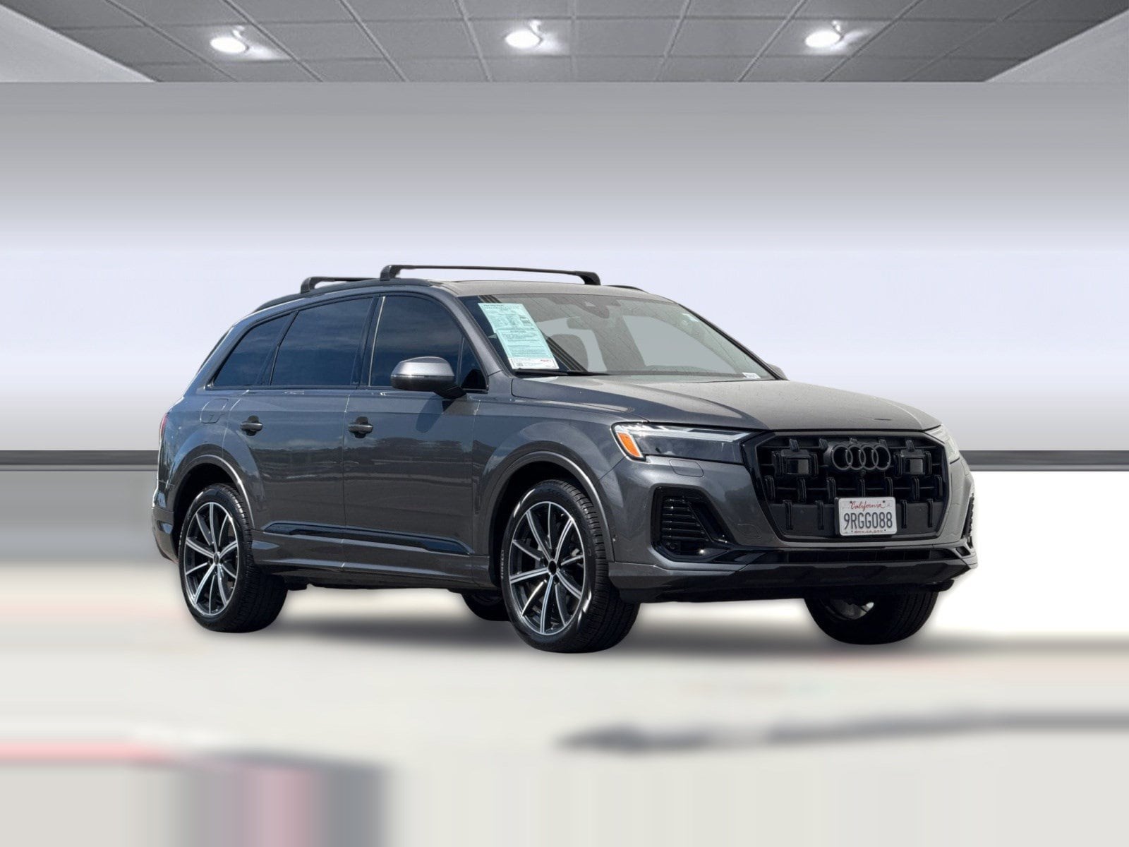 2025 Audi Q7 45 Premium photo 5