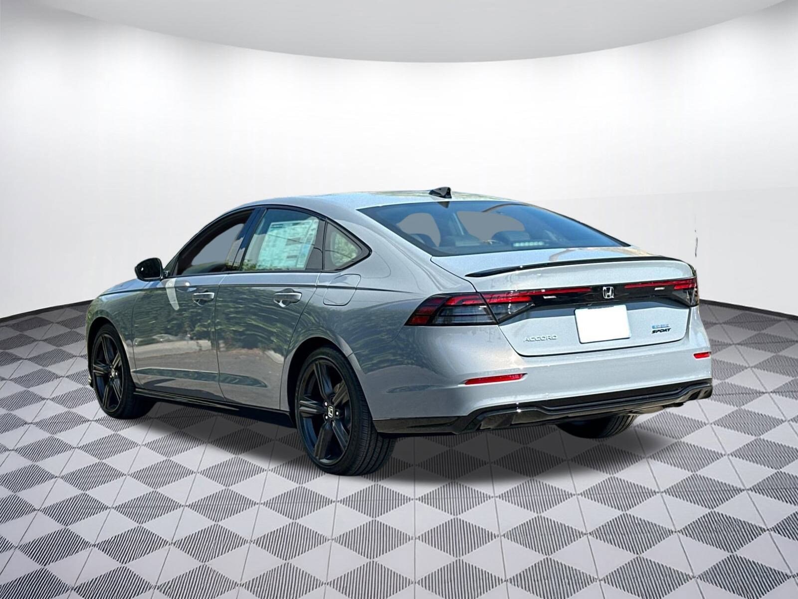 2025 Honda Accord Hybrid Sport-L photo 3