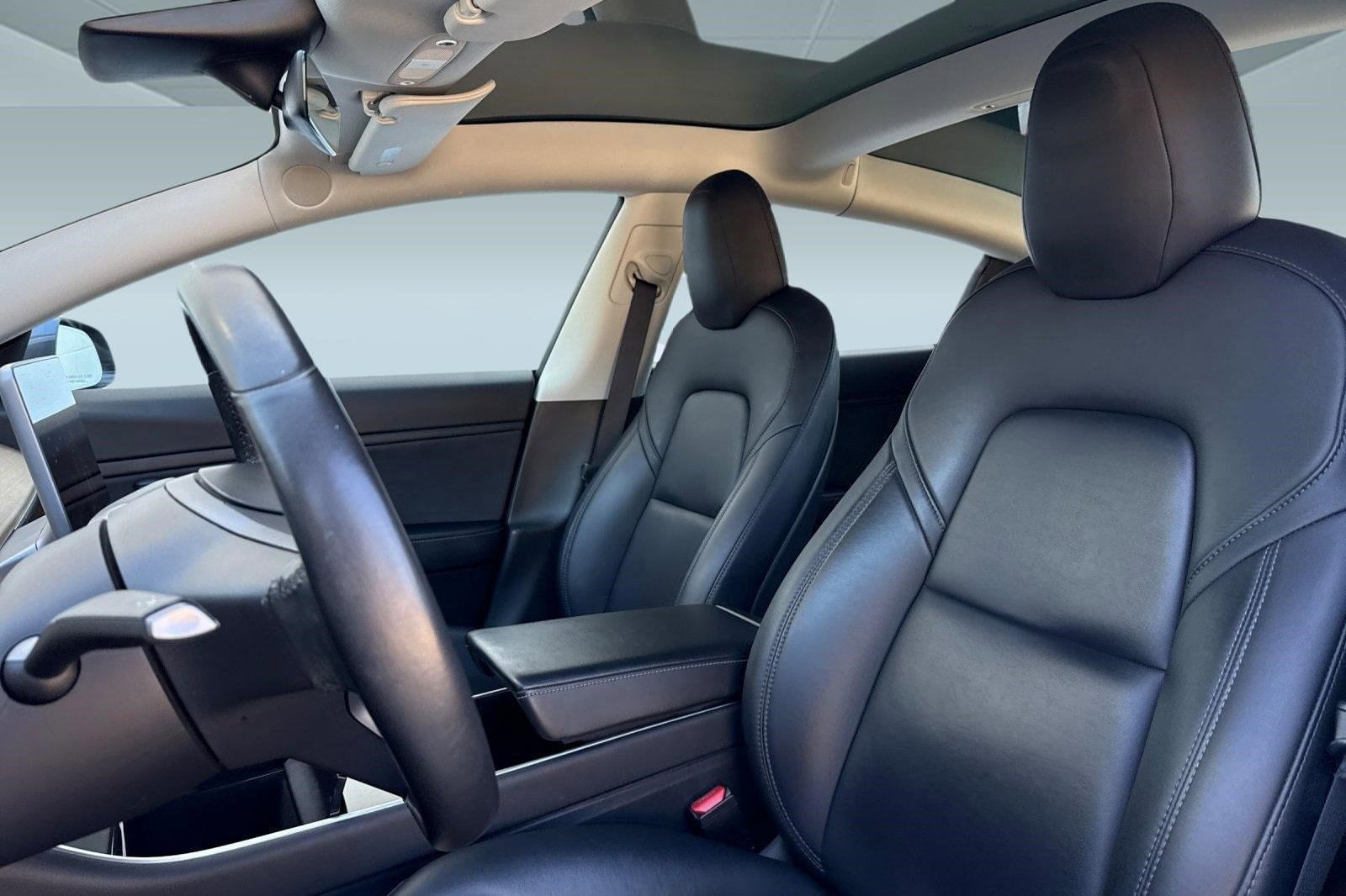 2018 Tesla Model 3 Long Range Dual Motor - Photo 17