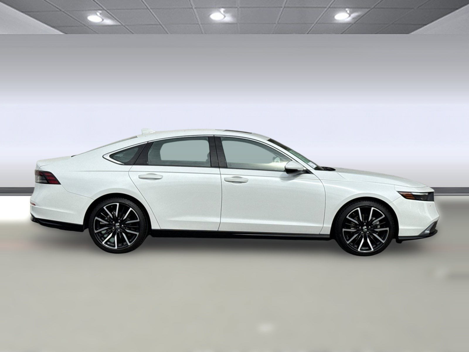 2025 Honda Accord Hybrid Touring photo 6