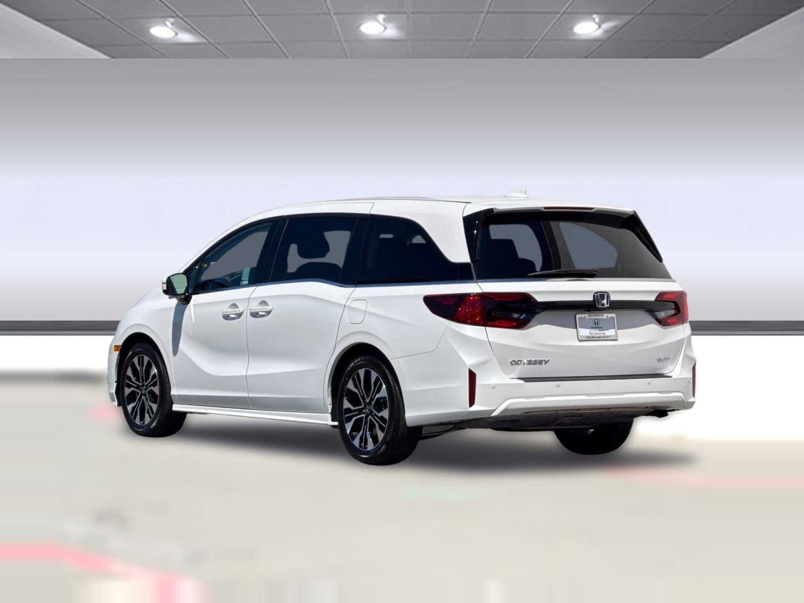2026 Honda Odyssey Elite photo 2