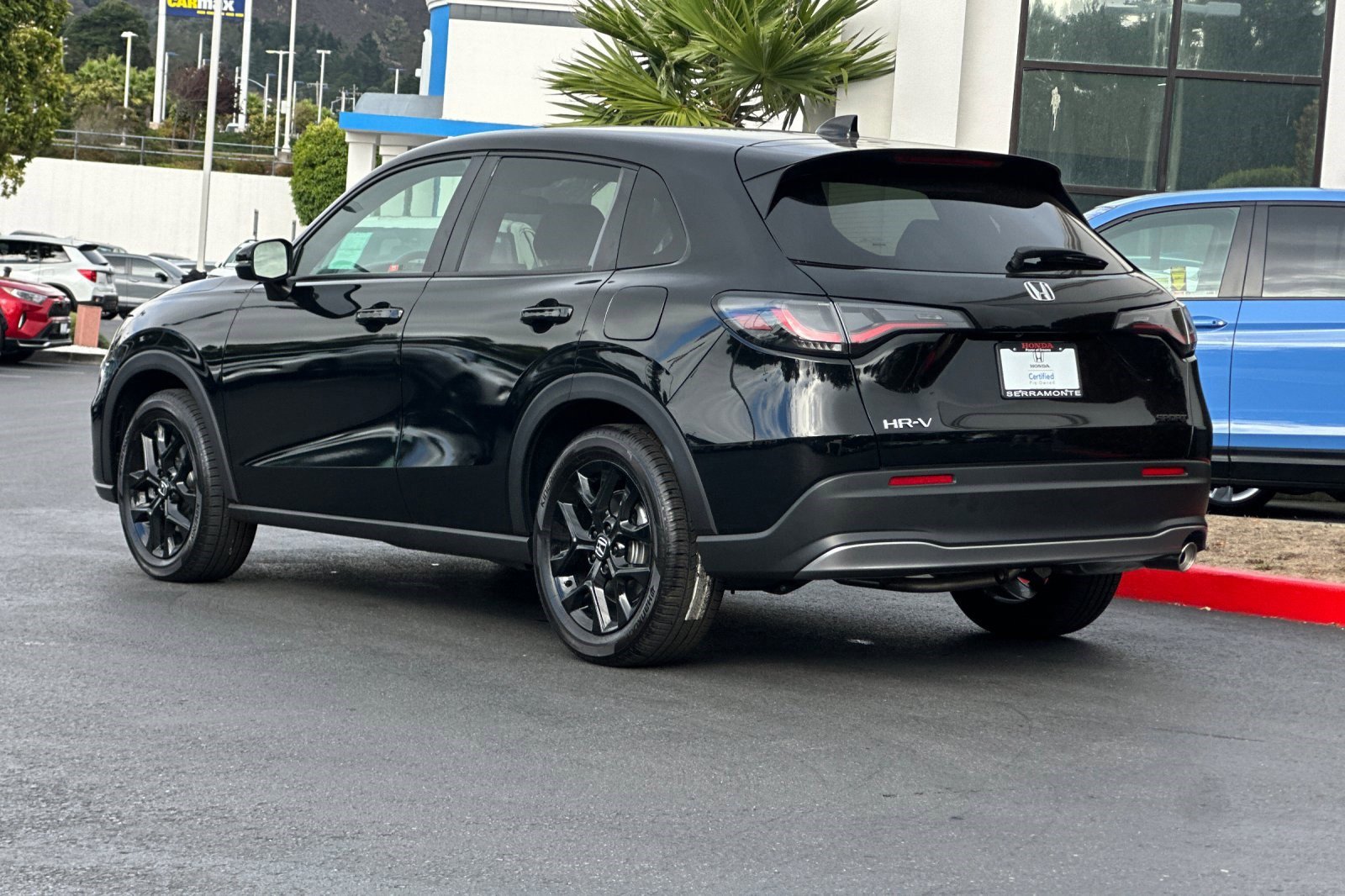 2025 Honda HR-V Sport photo 3
