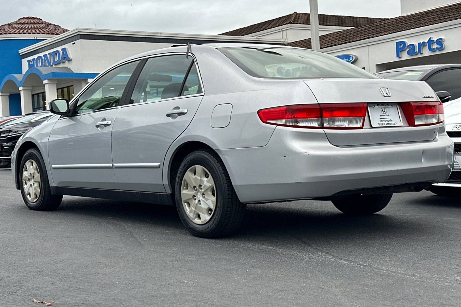 2003 Honda Accord LX photo 3