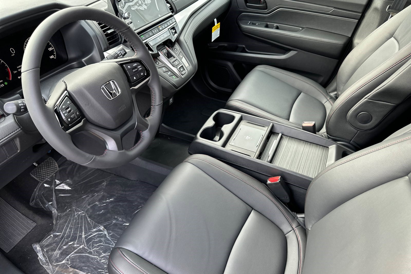 2026 Honda Odyssey photo 3