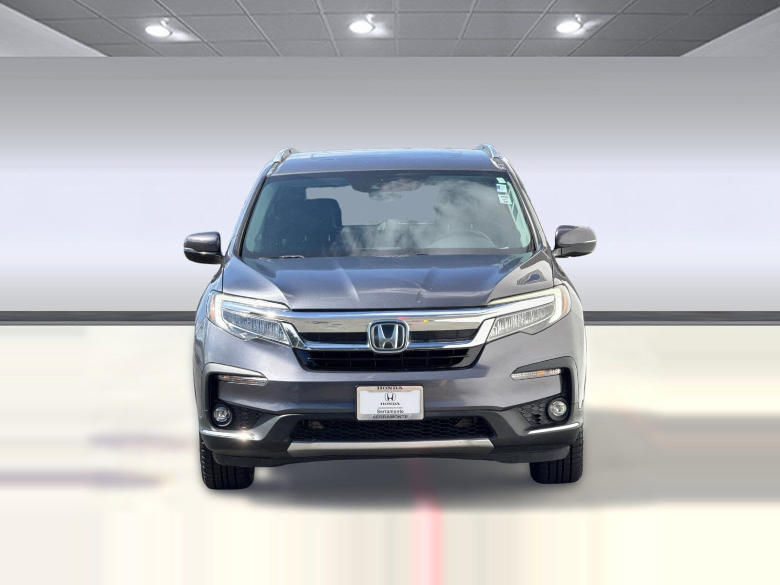 2020 Honda Pilot Touring 8 Passenger FWD photo 5