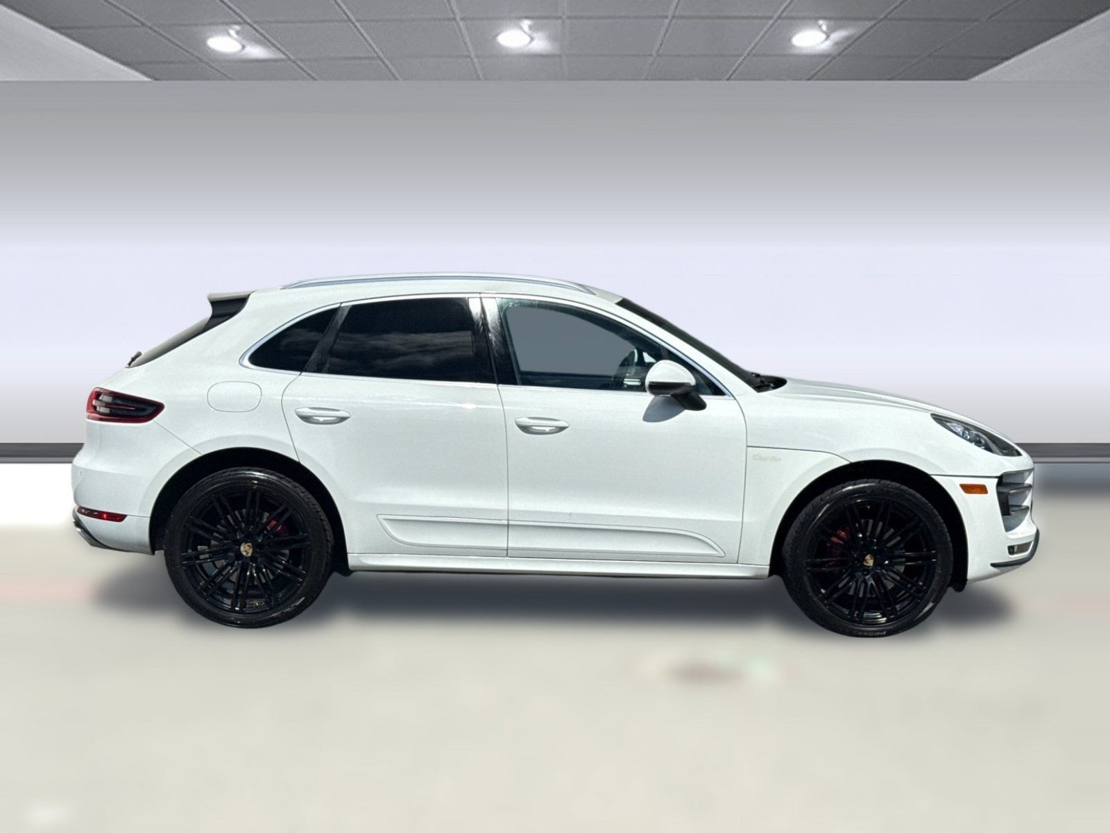 2016 Porsche Macan Turbo photo 6