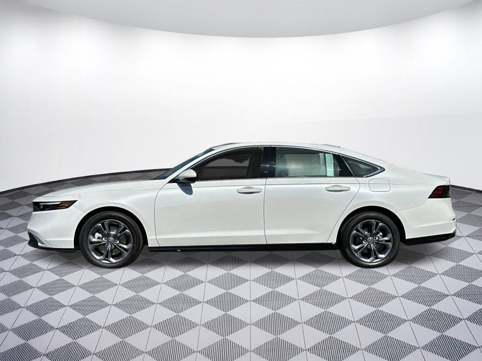 2025 Honda Accord Hybrid EX-L photo 2