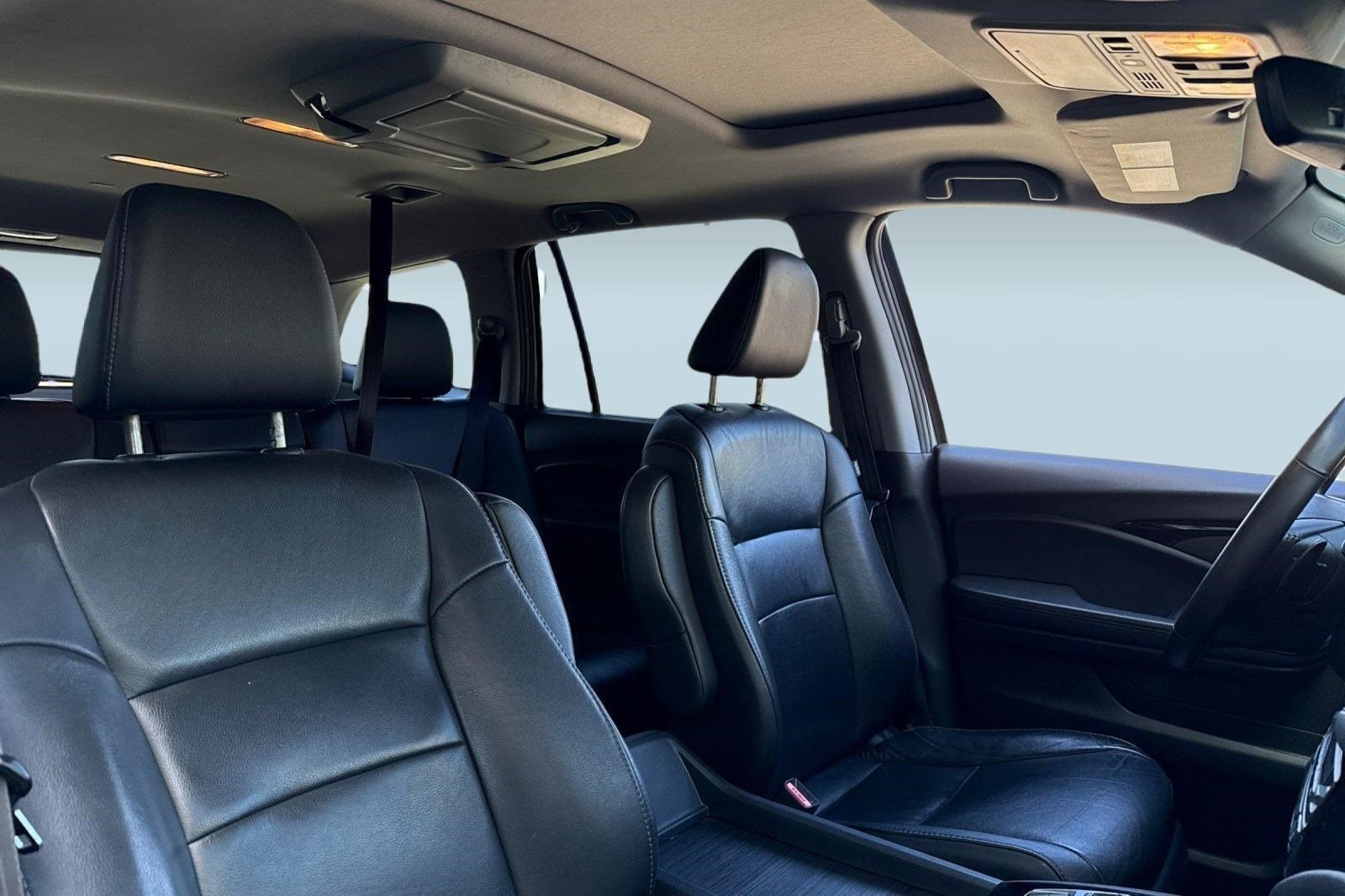 Used 2020 Honda Pilot Touring 8 Passenger FWD For Sale | San