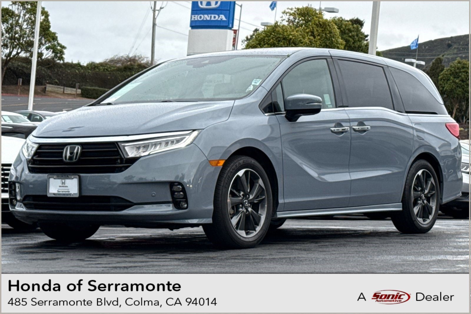 2023 Honda Odyssey Elite's photo