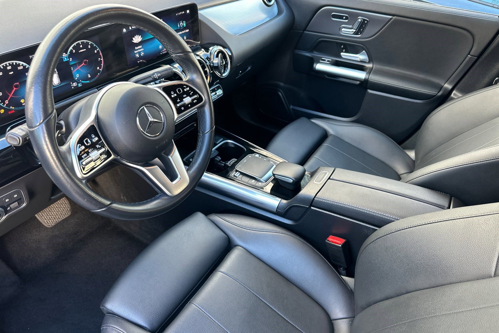 2023 Mercedes Benz GLA 250 photo 4