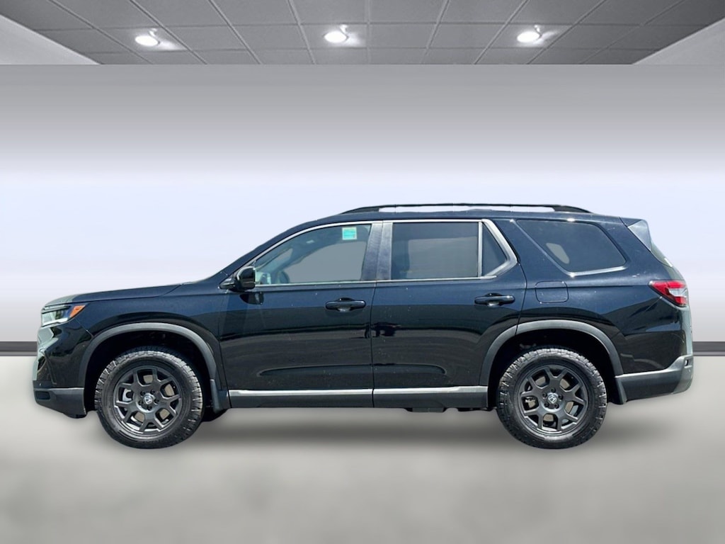 New 2025 Honda Pilot TrailSport SUV