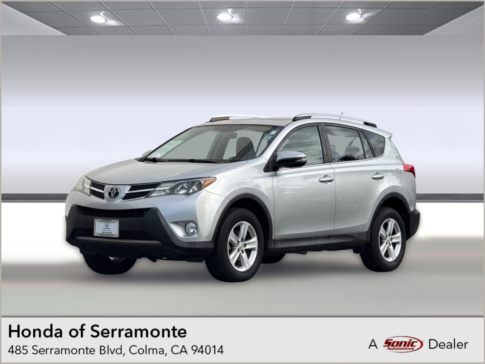 2014 Toyota RAV4 XLE's photo