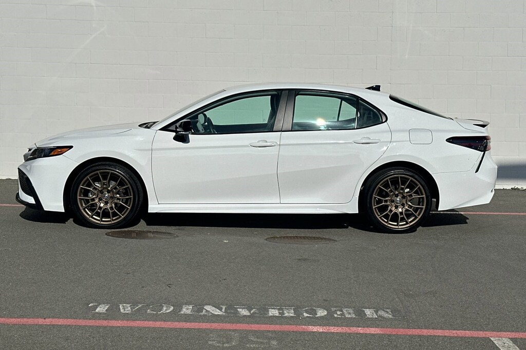 Used 2024 Toyota Camry SE Sedan