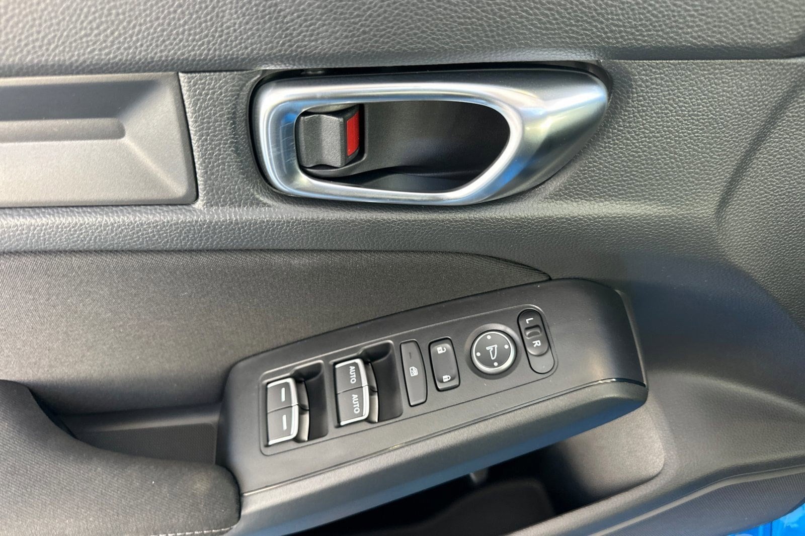 2026 Honda Civic Hatchback Sport - Photo 24