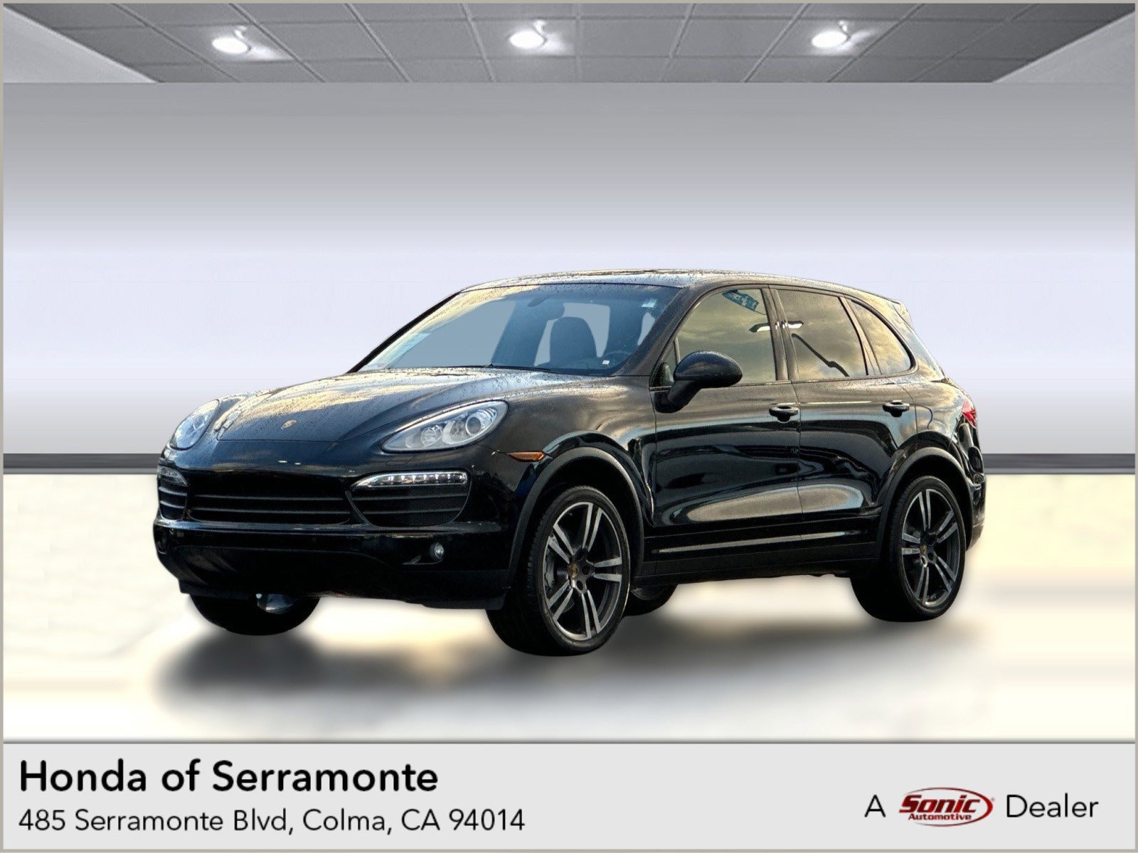2014 Porsche Cayenne S's photo