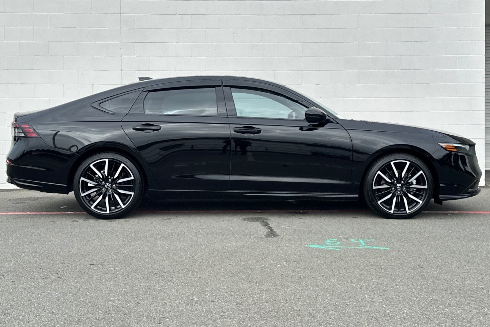 2024 Honda Accord Hybrid Touring photo 6