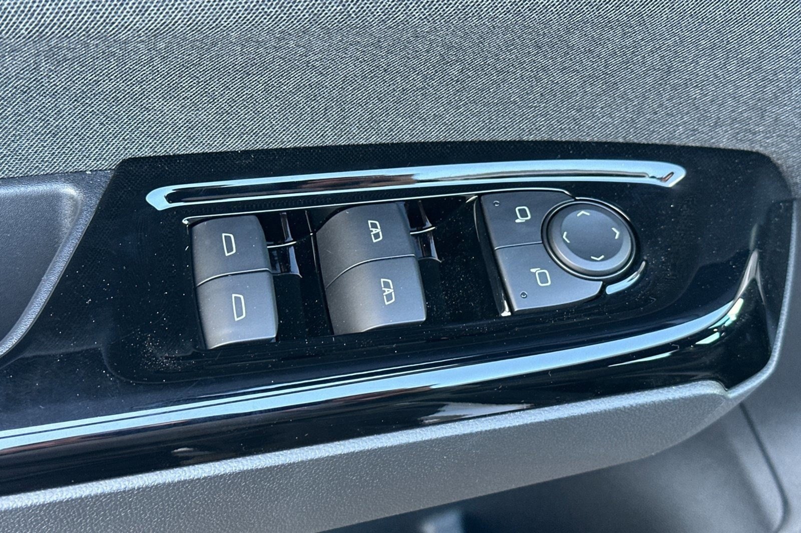 2025 Honda Prologue EX - Photo 13