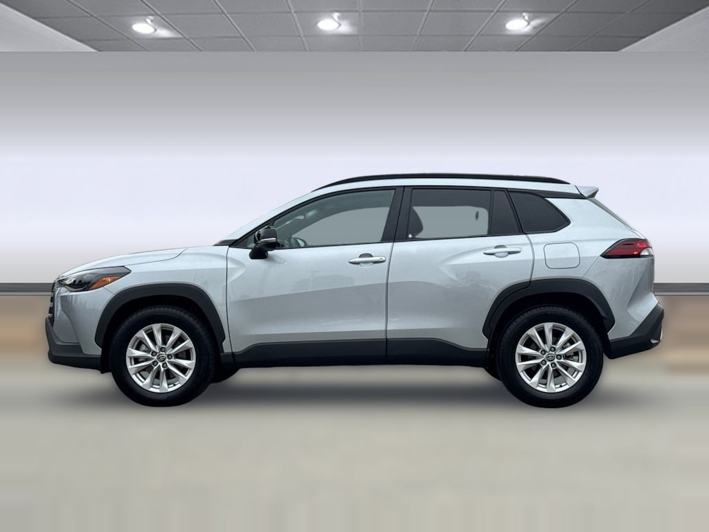 Used 2026 Toyota Corolla Cross LE SUV