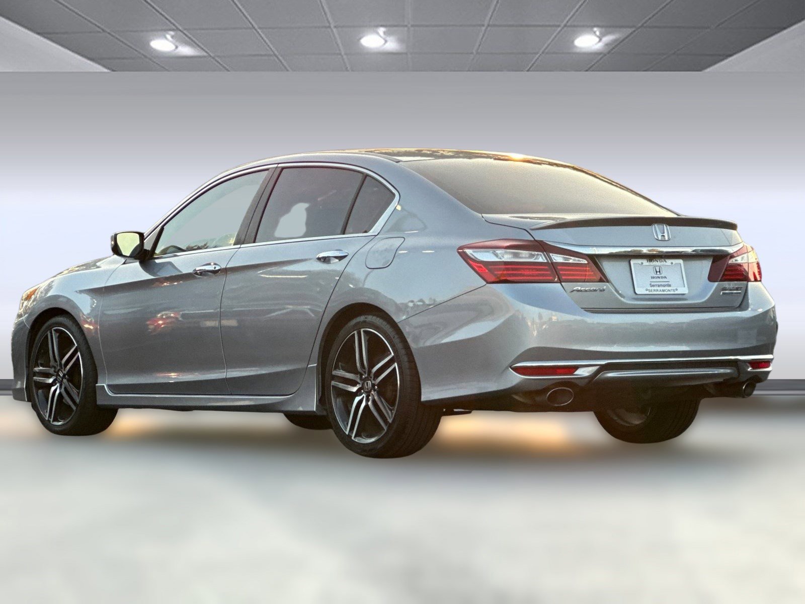 2017 Honda Accord Sport SE photo 3