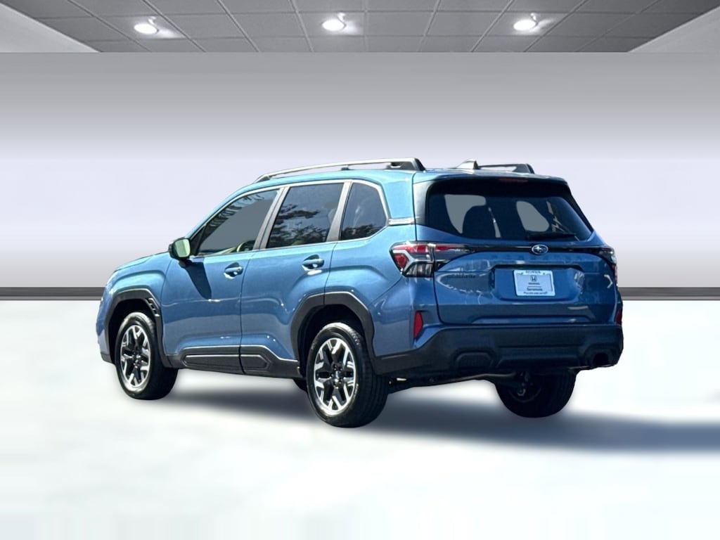 Used 2025 Subaru Forester Premium SUV