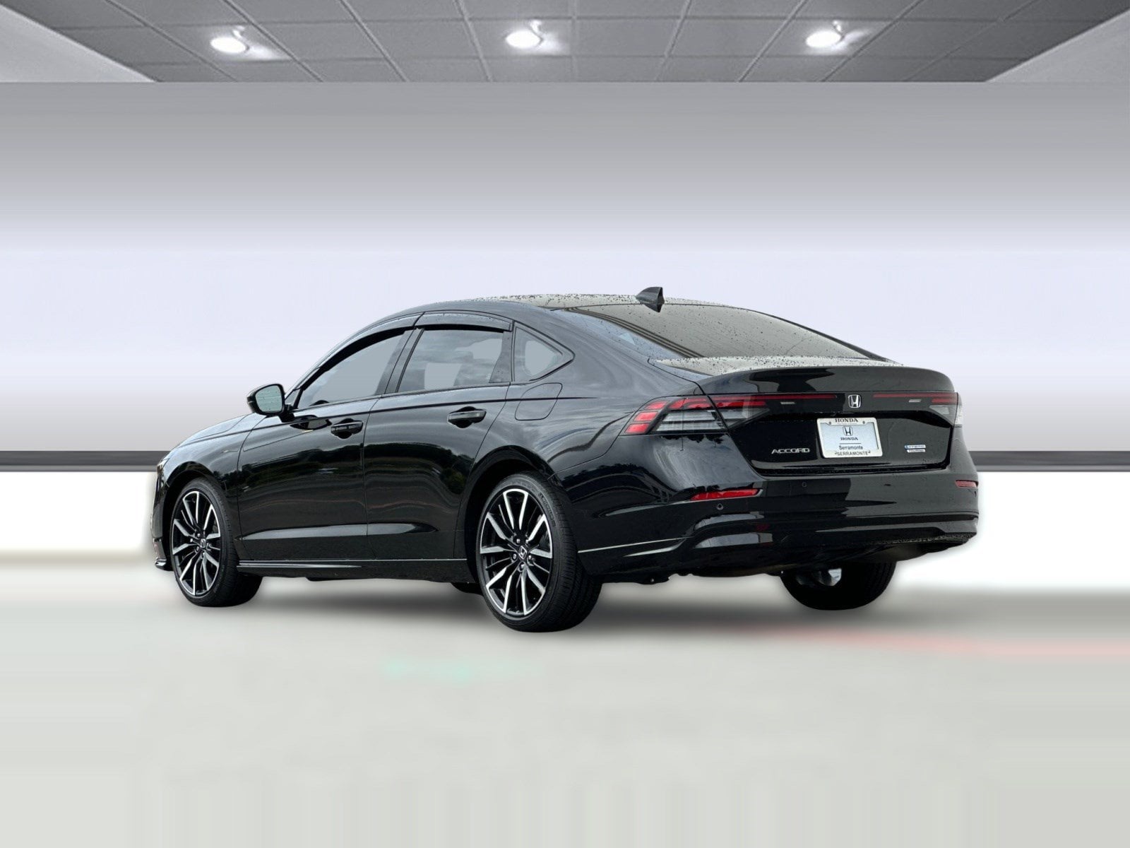 2024 Honda Accord Hybrid Touring photo 2