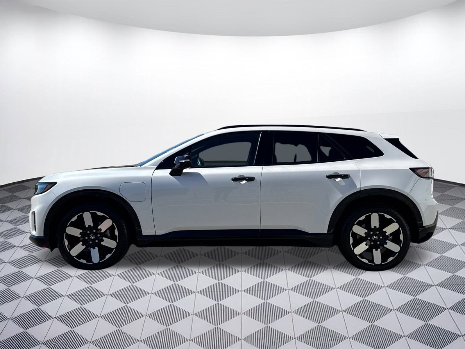 2024 Honda Prologue Elite photo 2