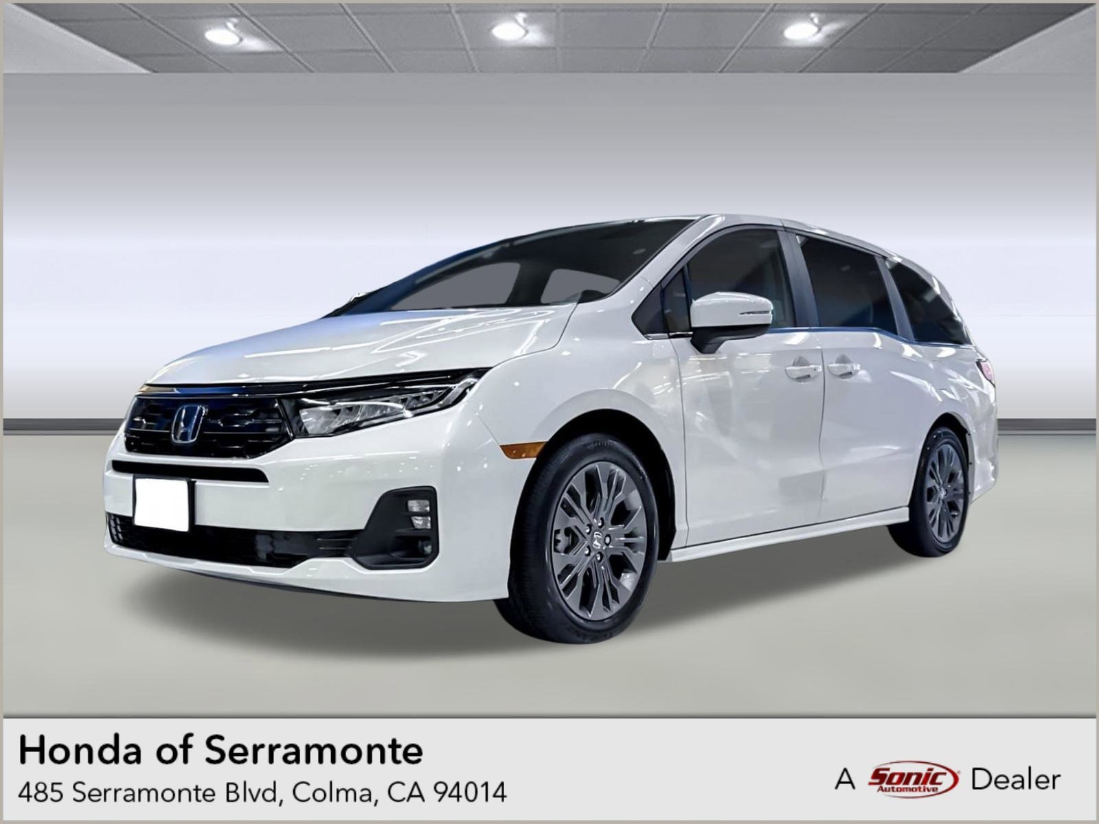 2026 Honda Odyssey Touring's photo