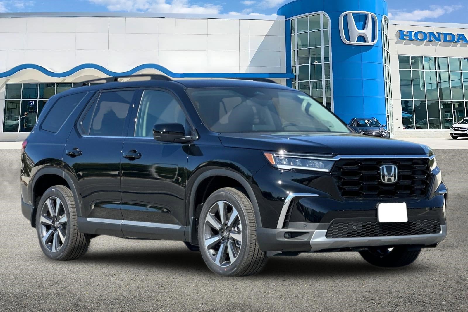 2025 Honda Pilot Touring photo 5