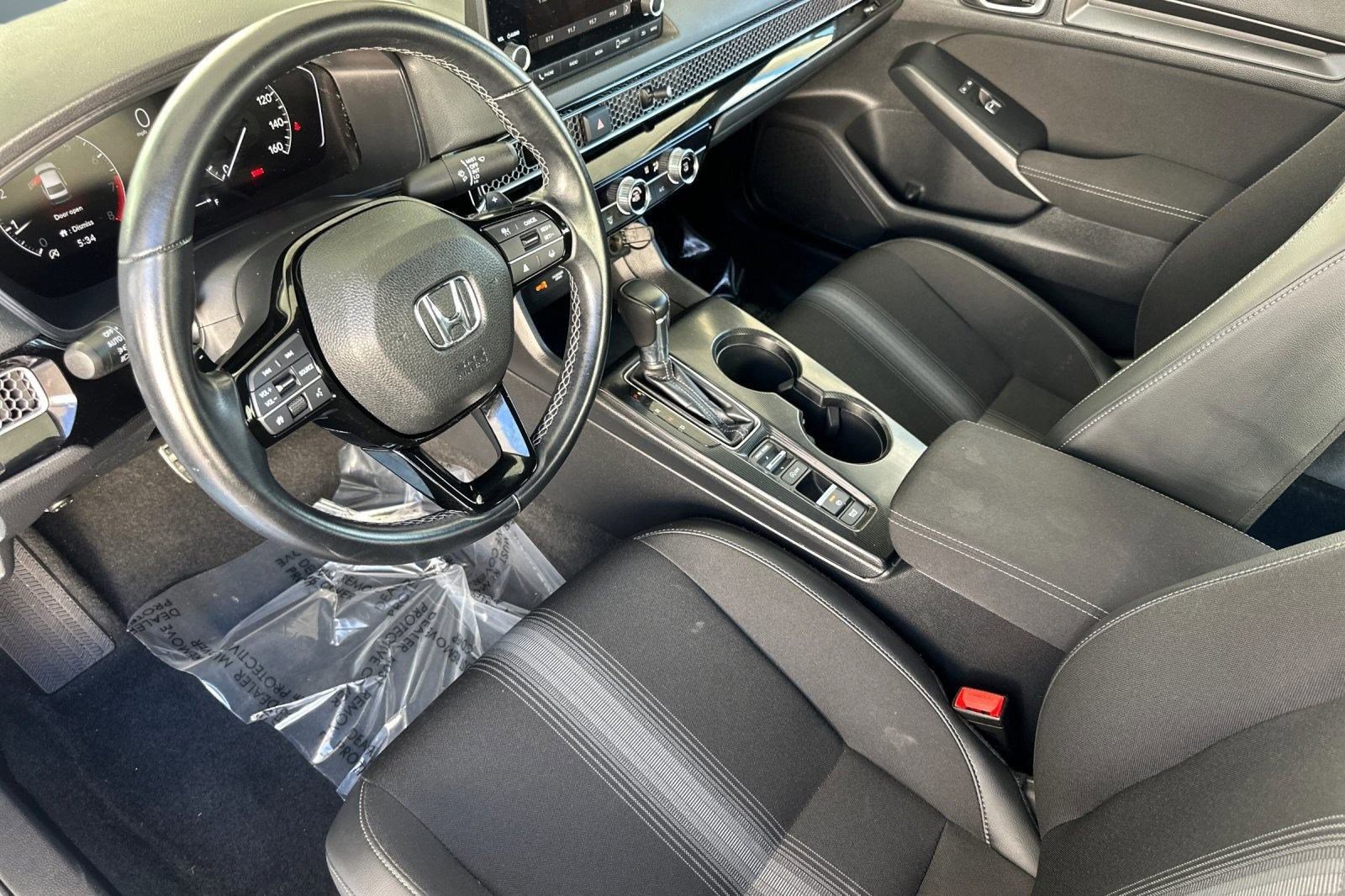 2023 Honda Civic Sport photo 3