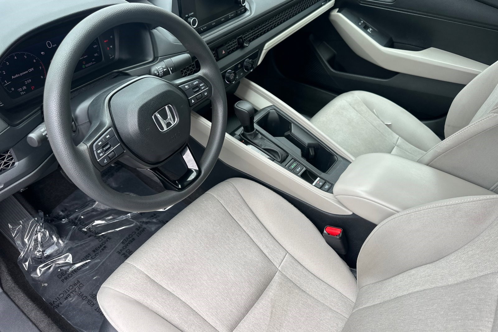 2024 Honda Accord LX photo 4