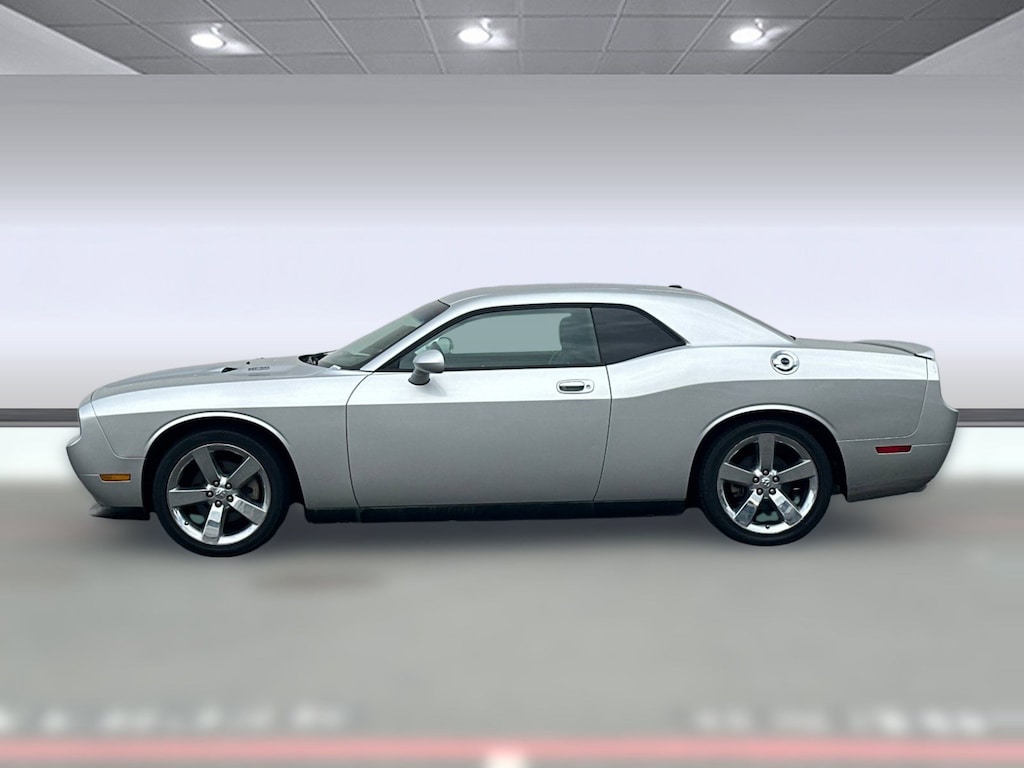 Used 2009 Dodge Challenger R/T Coupe