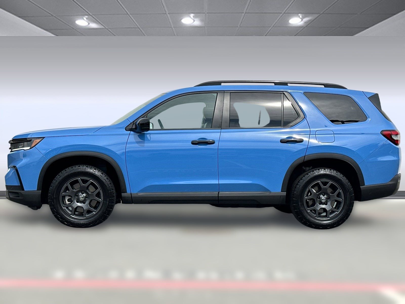 2025 Honda Pilot TrailSport photo 2