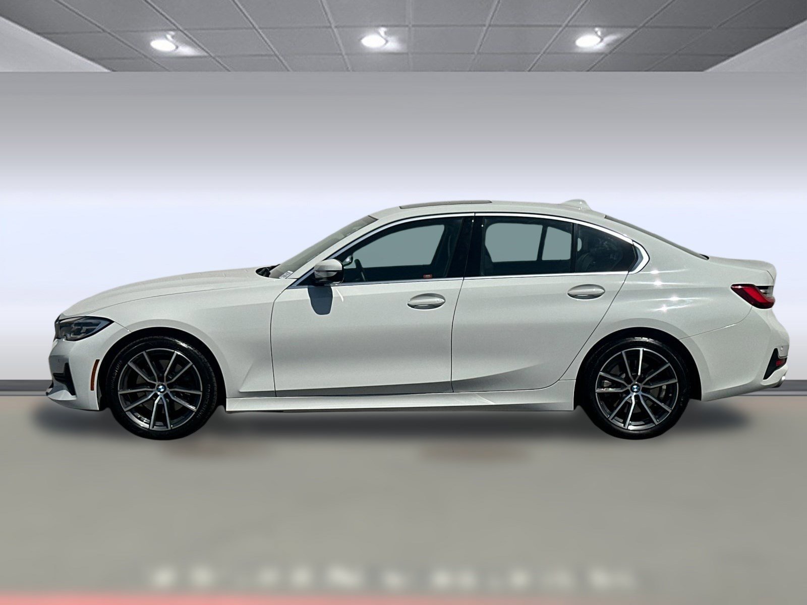 2021 Bmw 330i photo 2