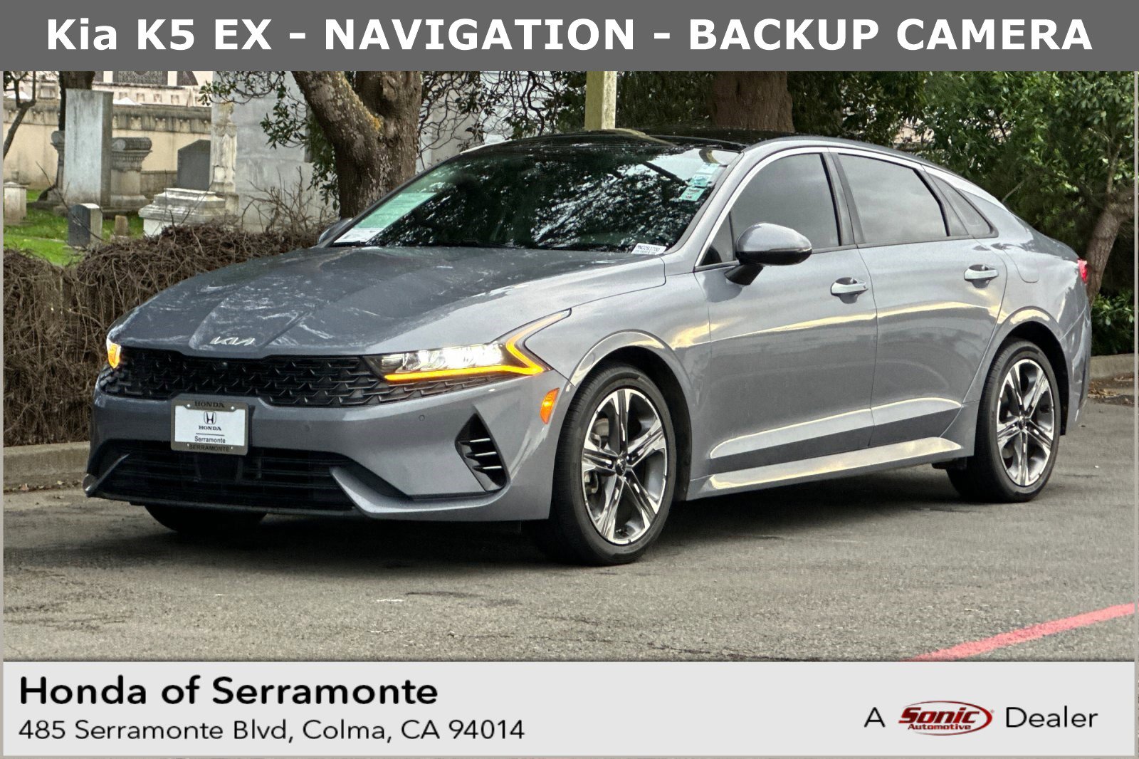 2022 Kia K5 EX's photo