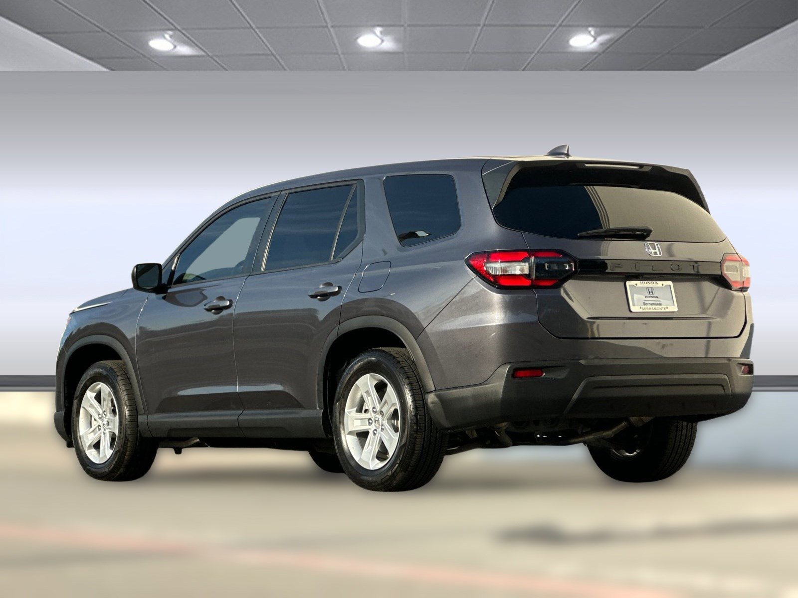 2024 Honda Pilot LX photo 3