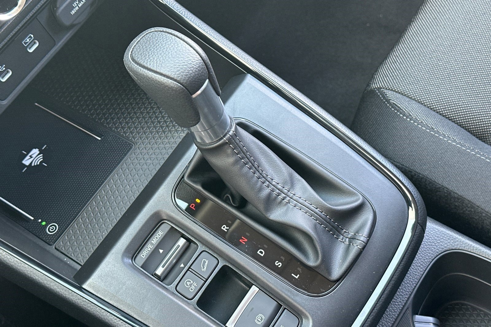 2026 Honda CR-V EX - Photo 18